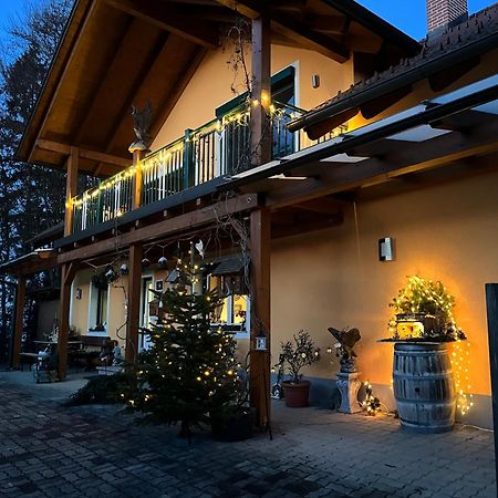 Gaestehaus Schmid Sankt Johann im Saggautal 외부 사진
