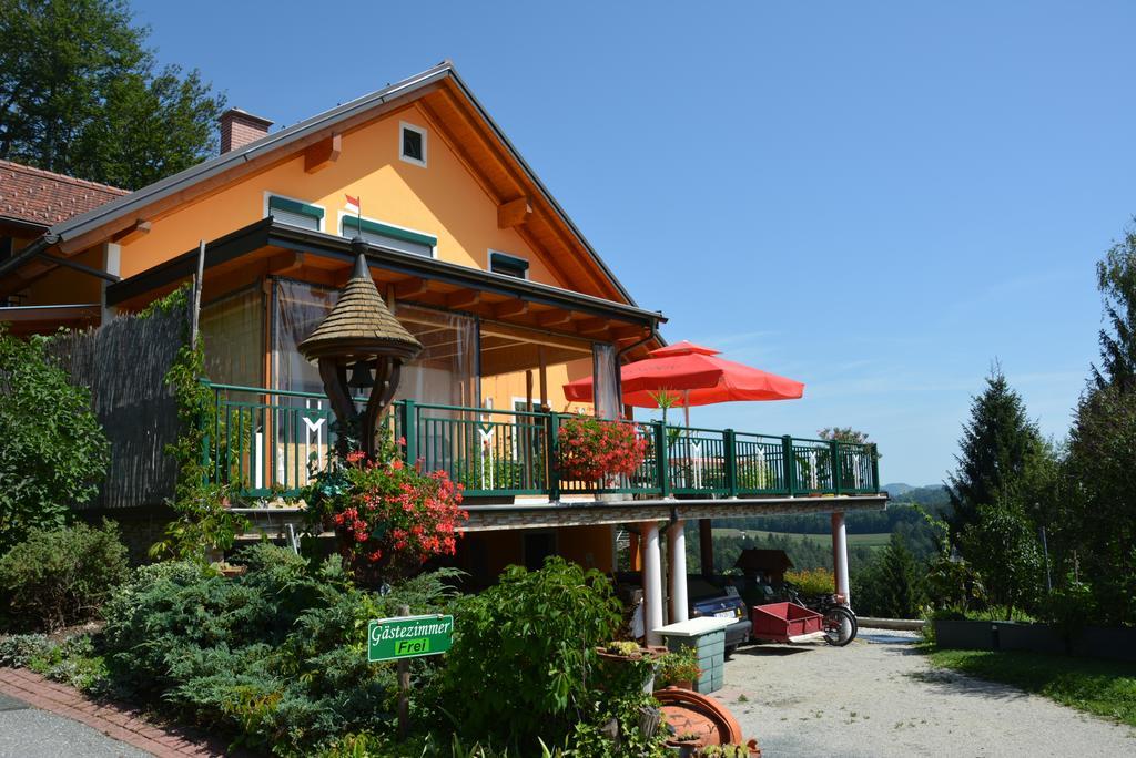 Sankt Johann im Saggautal Gaestehaus Schmid 아파트 외부 사진