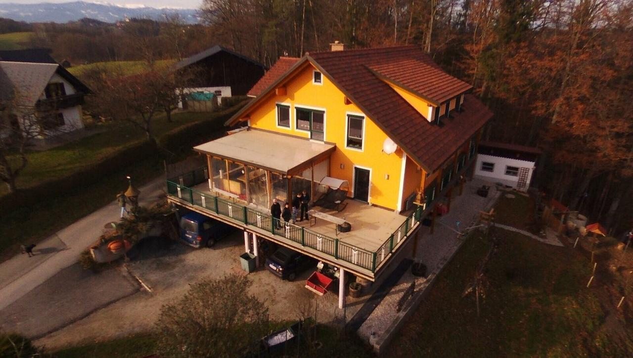 Gaestehaus Schmid Sankt Johann im Saggautal 외부 사진