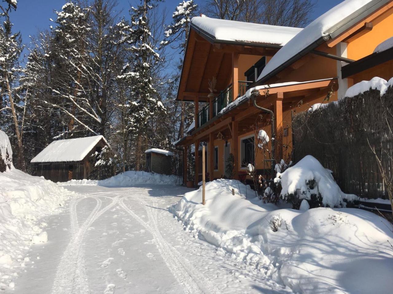 Gaestehaus Schmid Sankt Johann im Saggautal 외부 사진